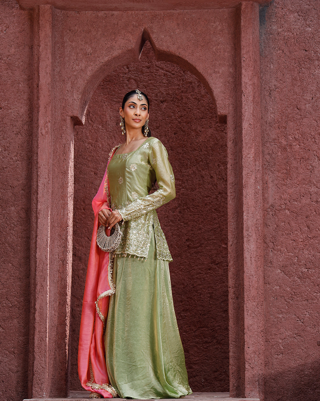 Pista Gulbagh suit