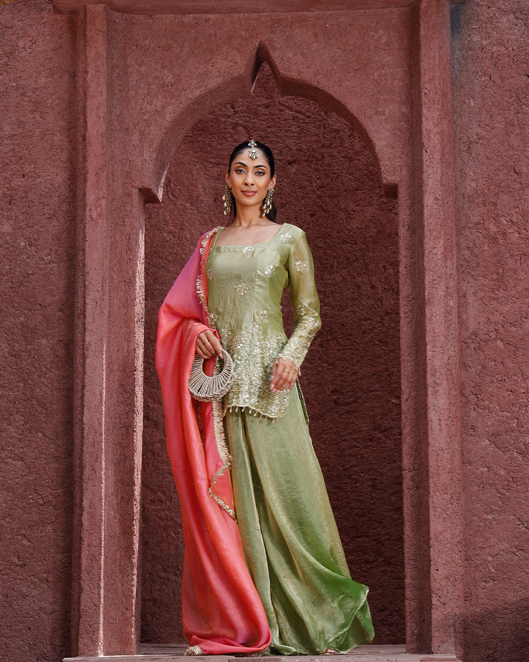 Pista Gulbagh suit