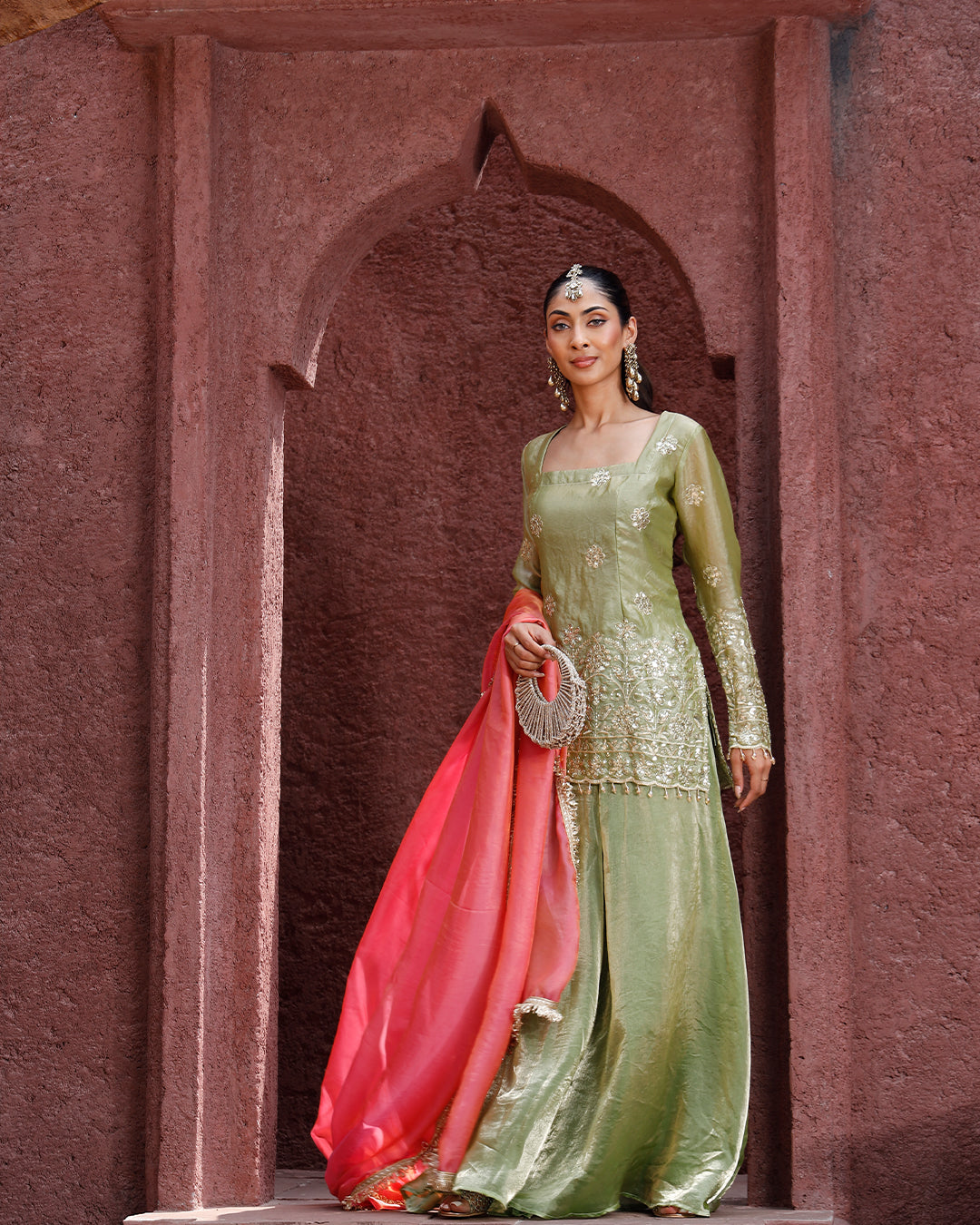 Pista Gulbagh suit