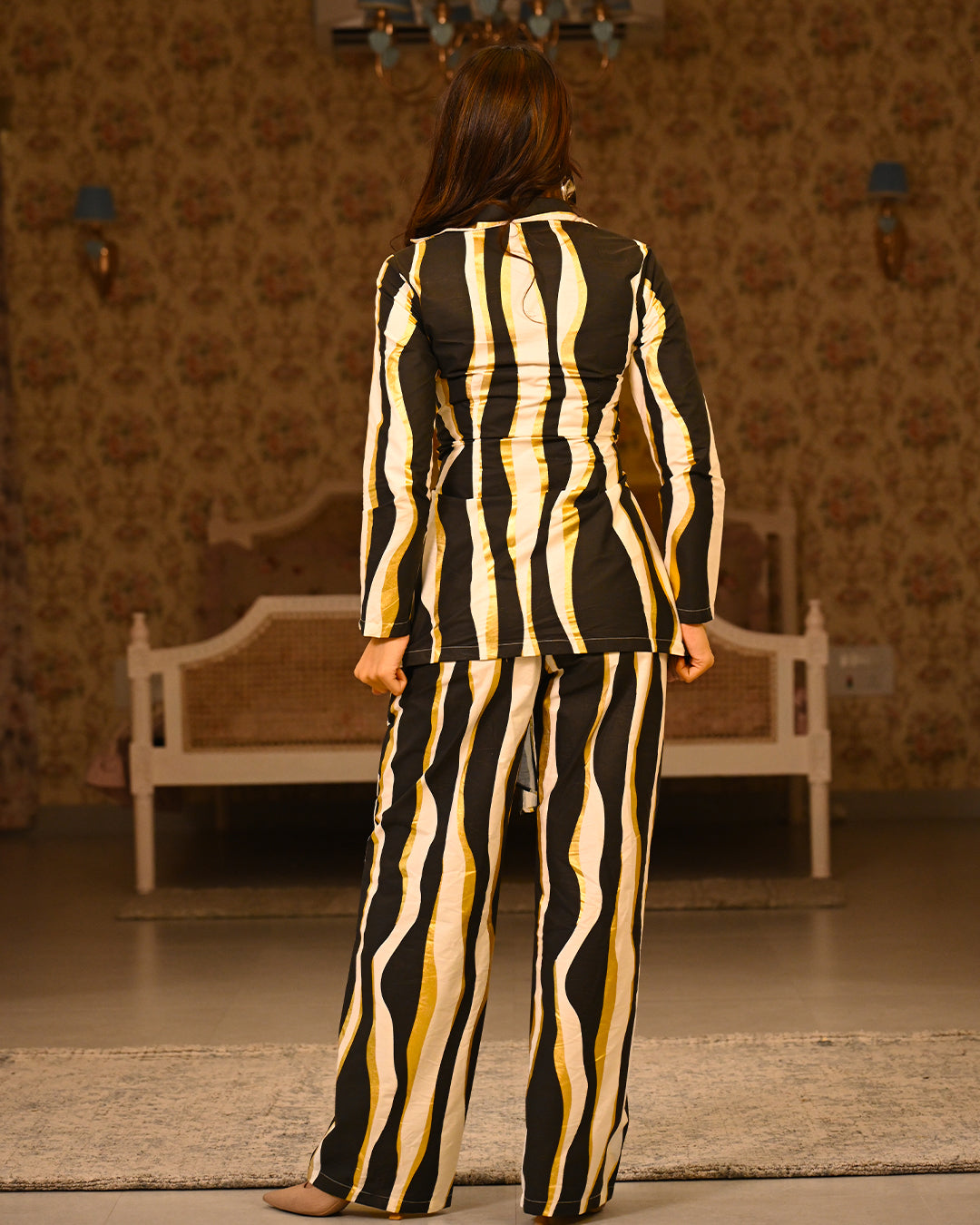 White cotton blazer set