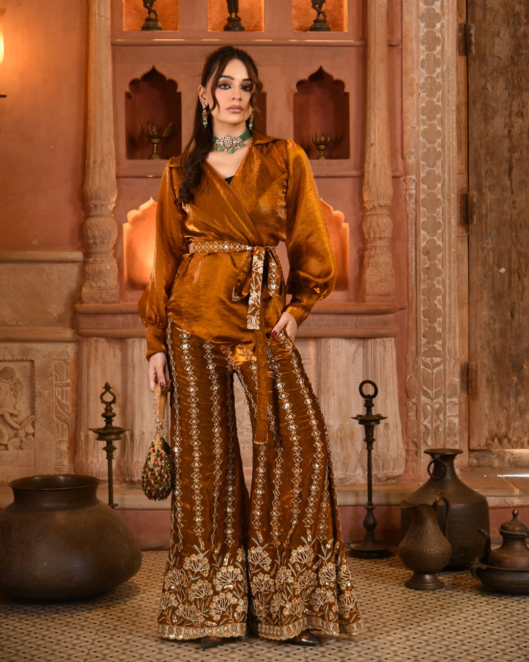 Sunehri silk set