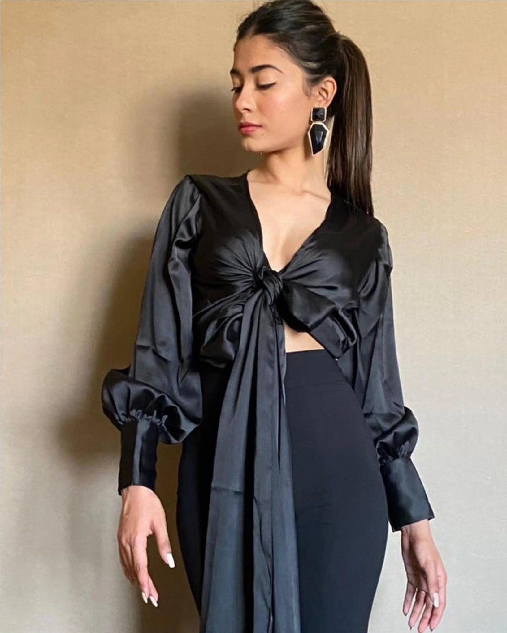 BLACK GRACIA WRAP TOP MULTIWAY Wabi Sabi