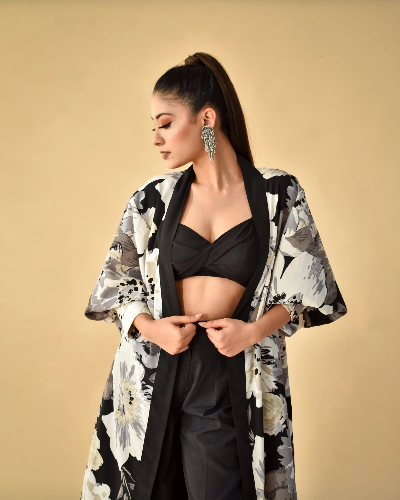THE DAISY SHRUG - Wabi Sabi